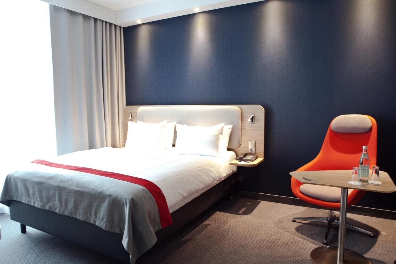 Holiday Inn Express Frankfurt Airport - Raunheim By Ihg Exterior foto