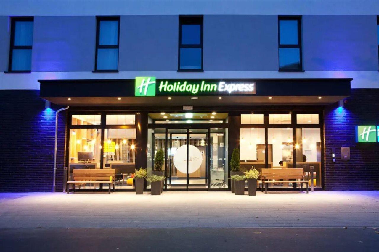 Holiday Inn Express Frankfurt Airport - Raunheim By Ihg Exterior foto