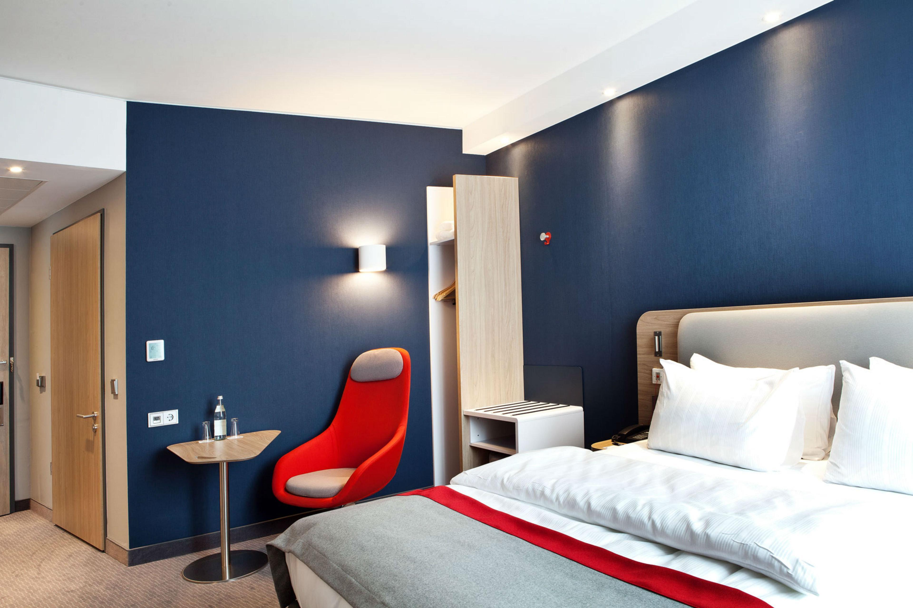 Holiday Inn Express Frankfurt Airport - Raunheim By Ihg Exterior foto